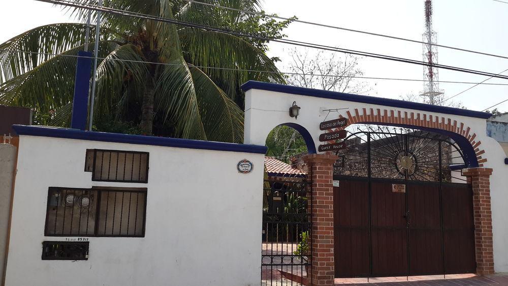 La Casa De Angel Valladolid Luaran gambar